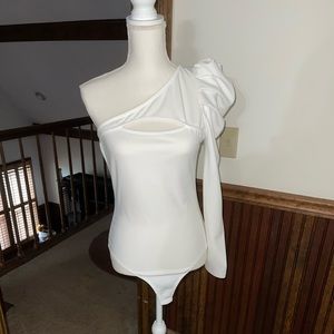 White one shoulder bodysuit